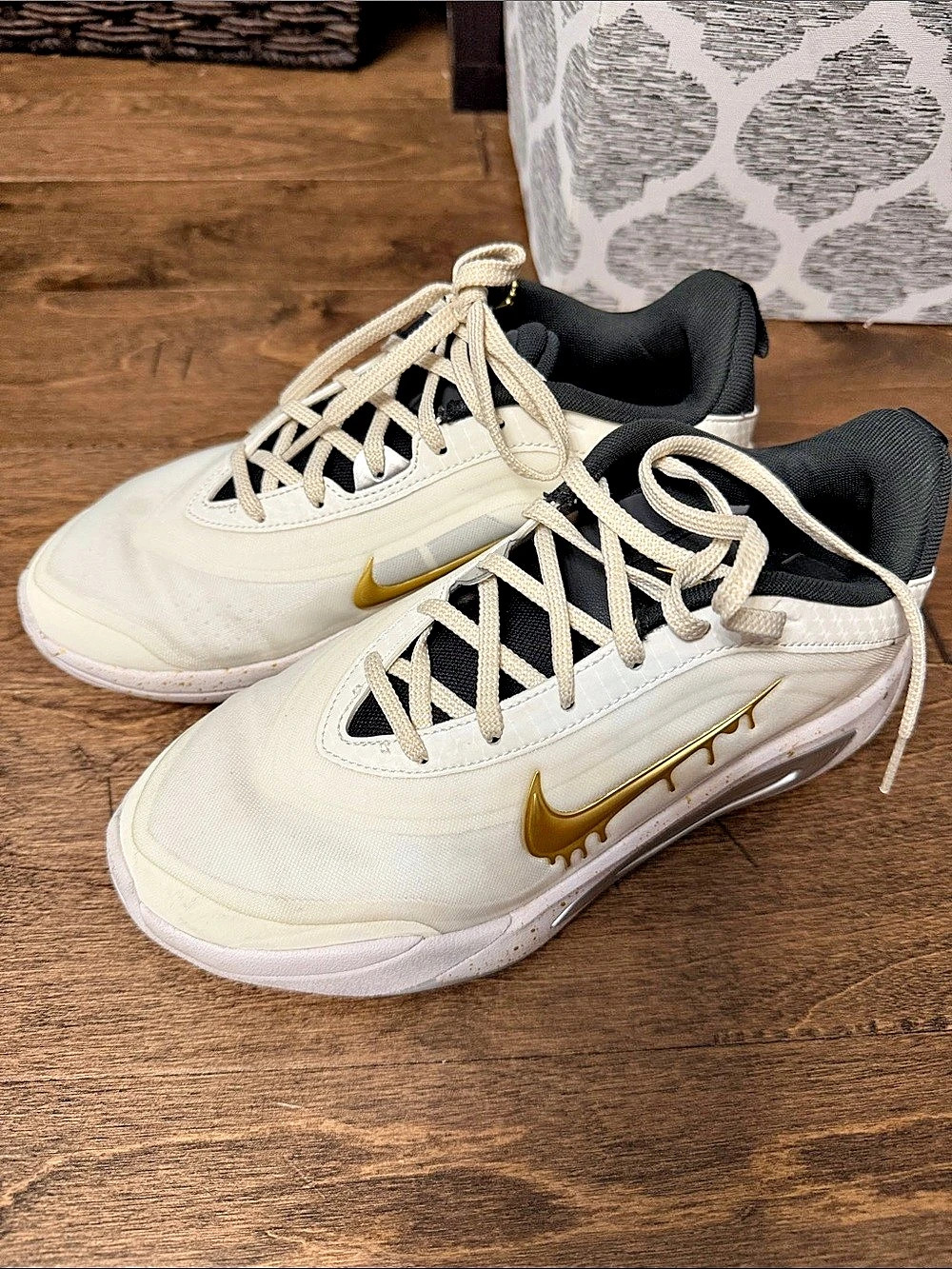 Nike AJA Athletic Shoes White & Gold US 5Y